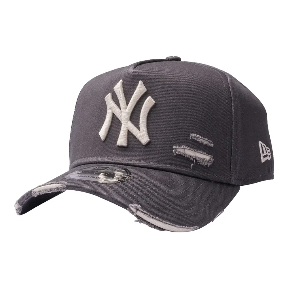Boné New Era 9Forty Destroyed MLB New York Yankees Strapback