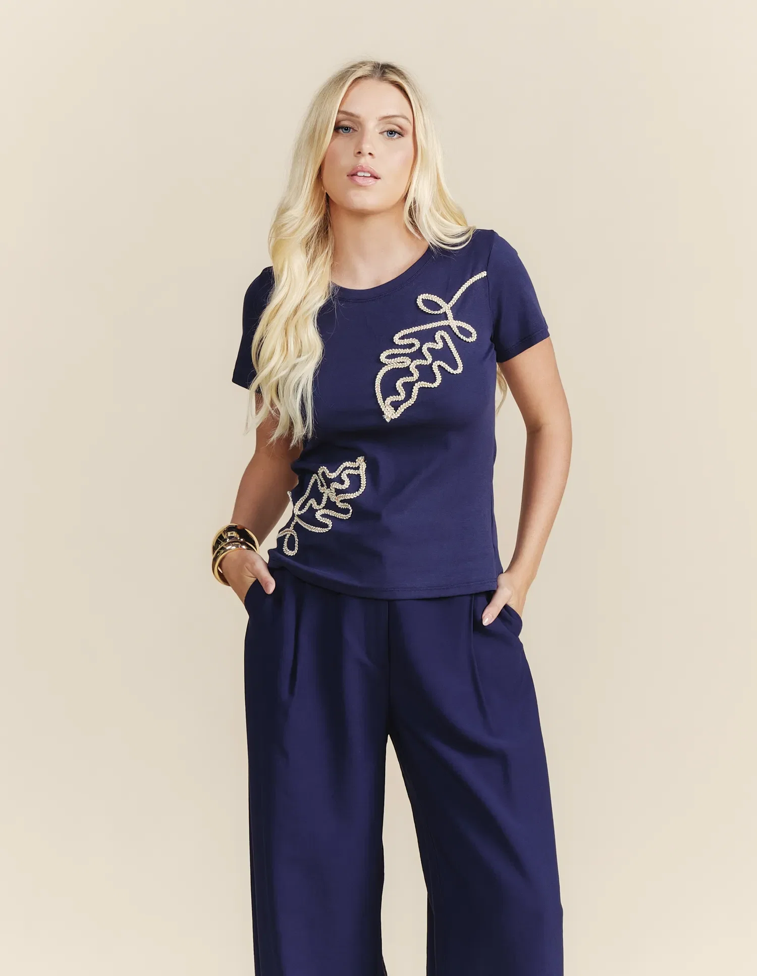 Blusa Bordado Cordonê Folhas - Azul — imagem 1