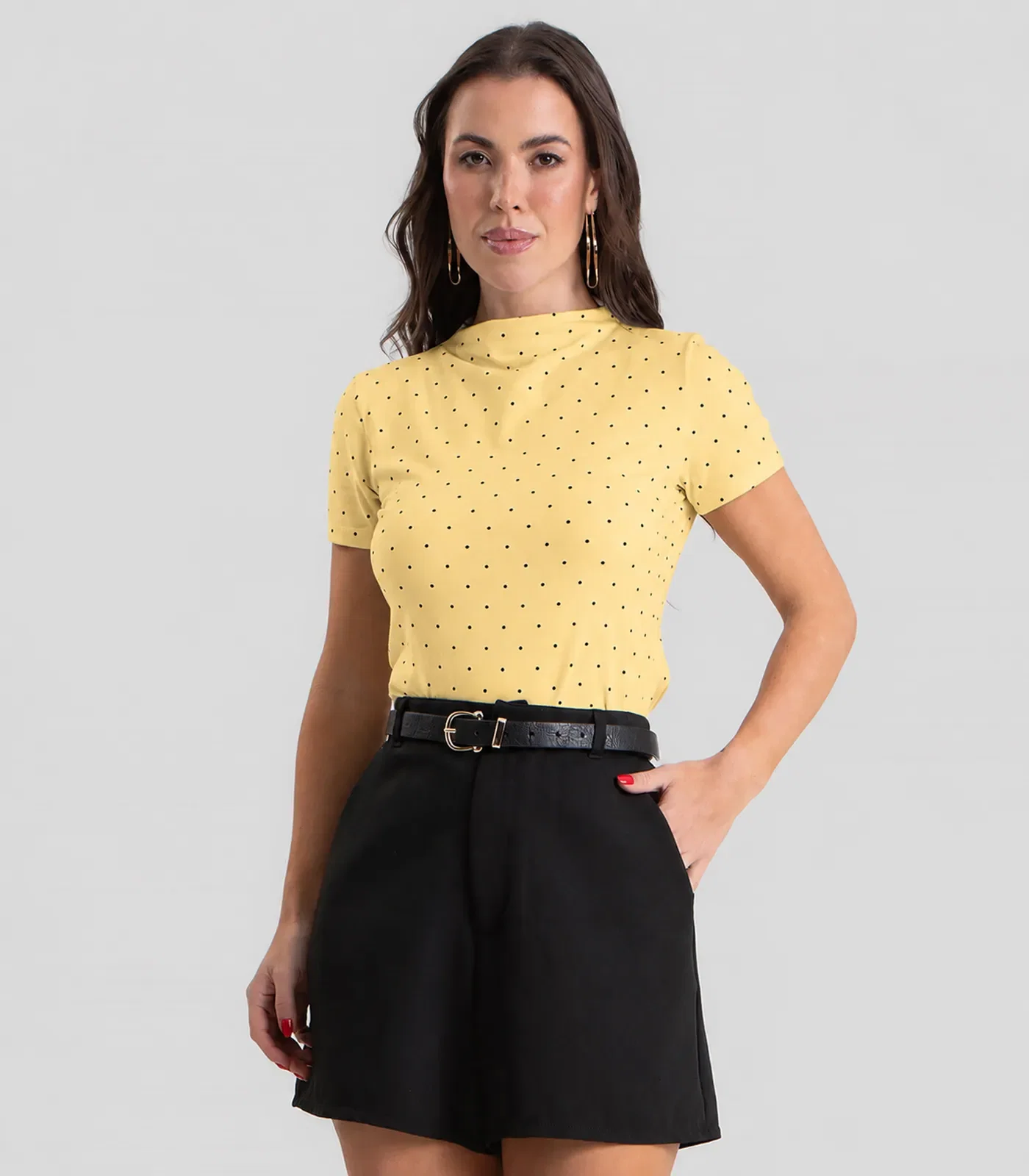 Blusa Feminina Gola Chaminé com Estampa Poá Dianna Amarelo
