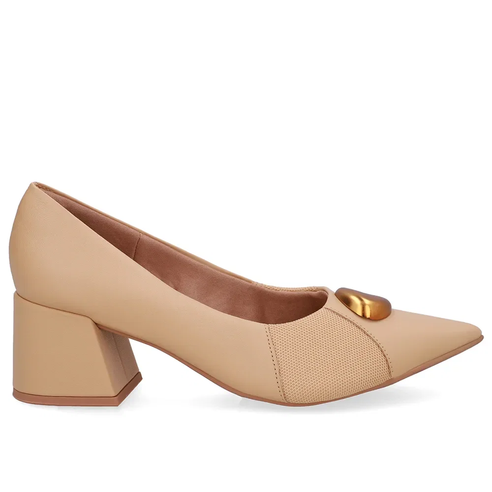 Scarpin Couro Bege Bico Fino Lateral Tecido — imagem 1