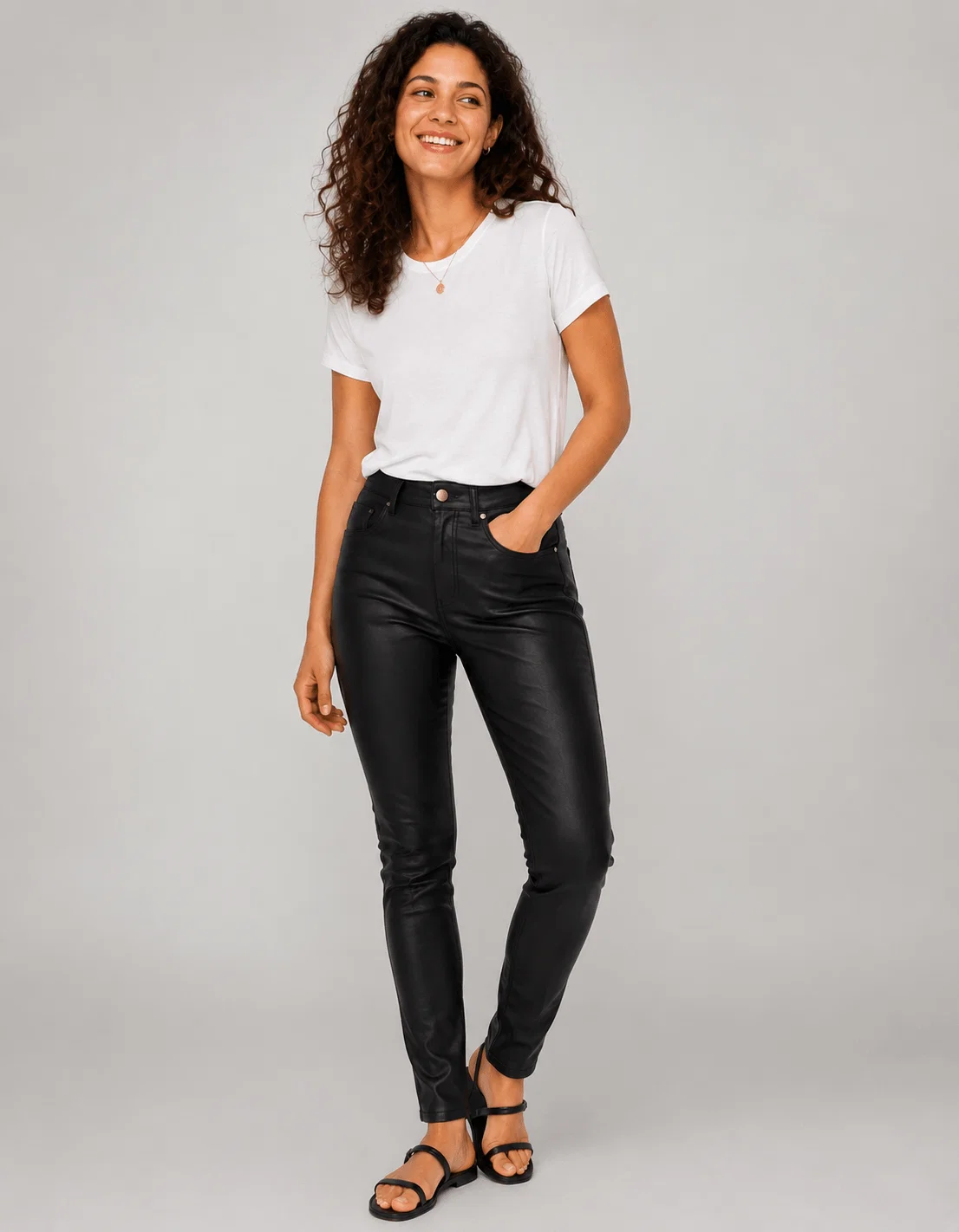 Calça Skinny Resinada - Preto