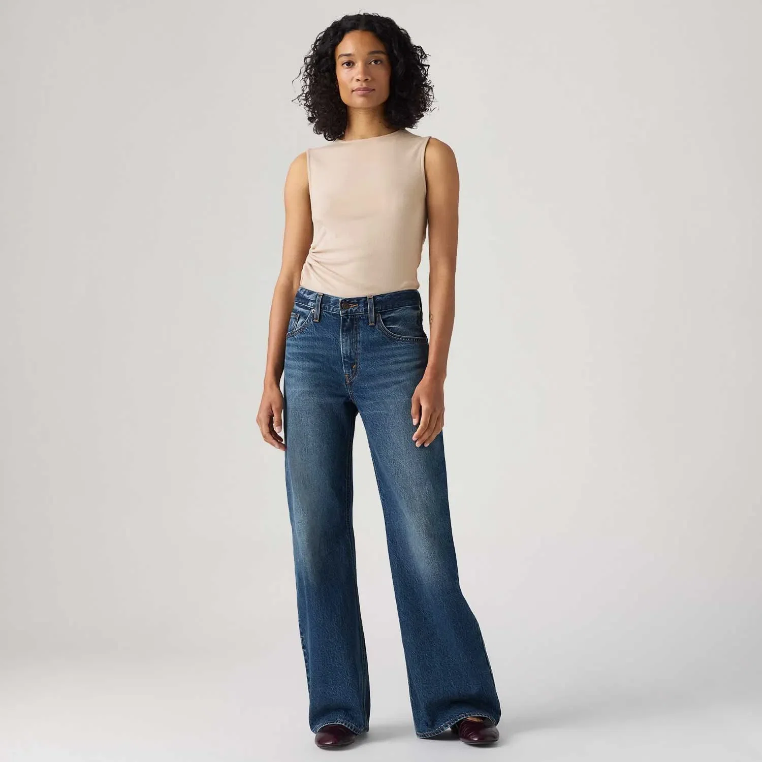 Calça Jeans Levi's® Loose Boot Lavagem Média — imagem 1