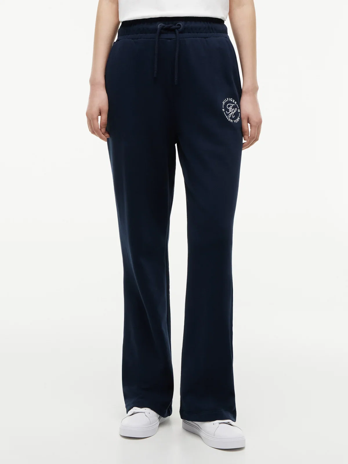 Calça Jogger Reta com Cordão e Logo