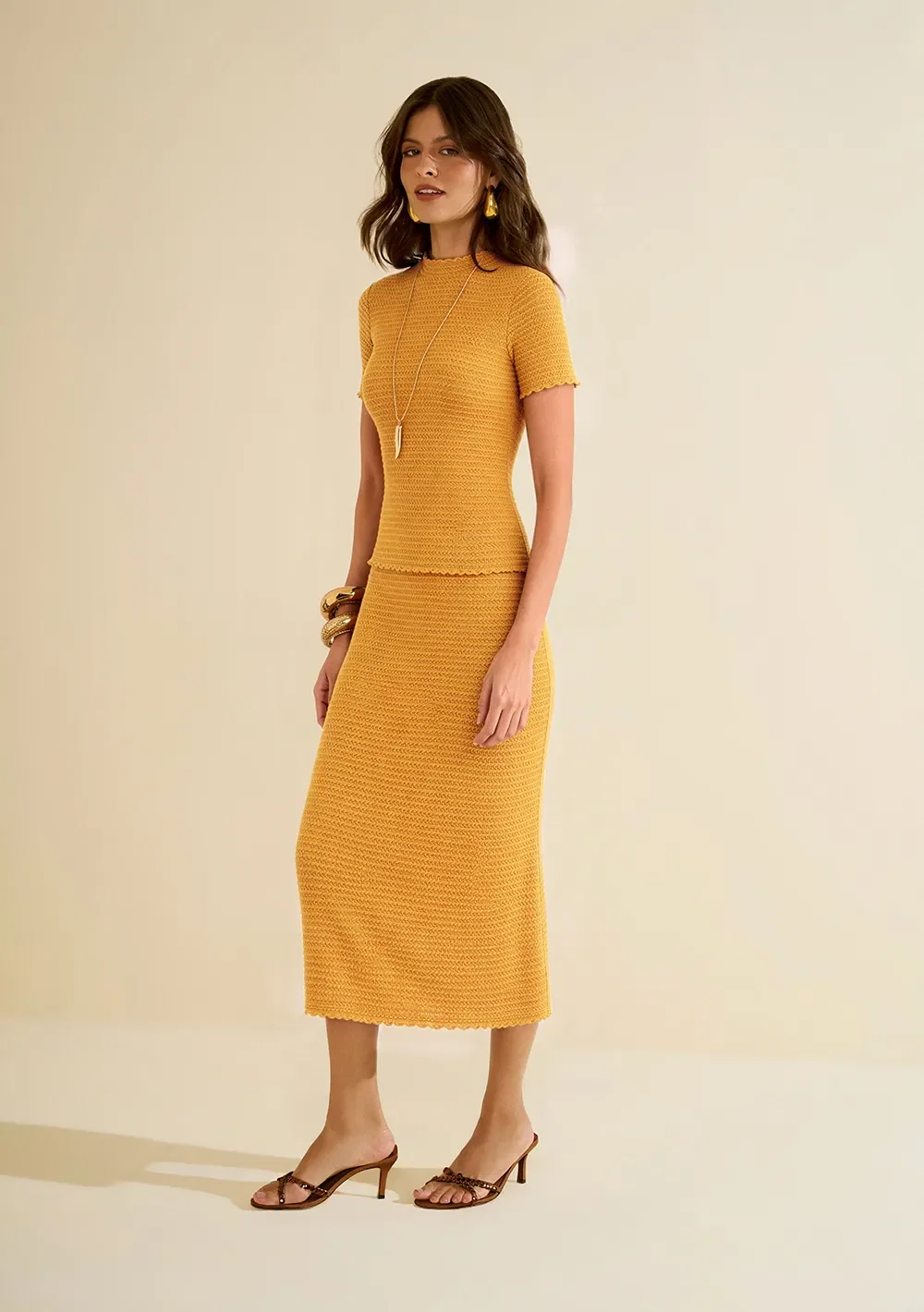 Saia Morena Rosa Lápis Alta Midi Amarelo