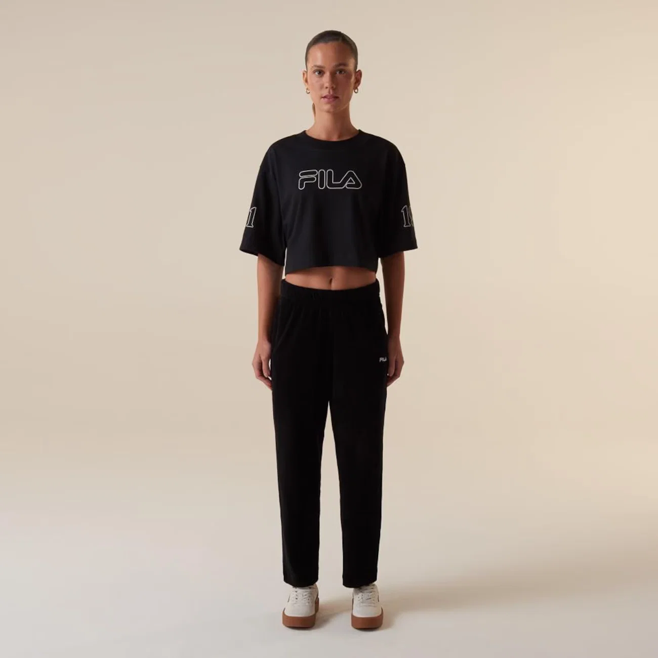 Calça Fila Essentials Canelada Feminina — imagem 1