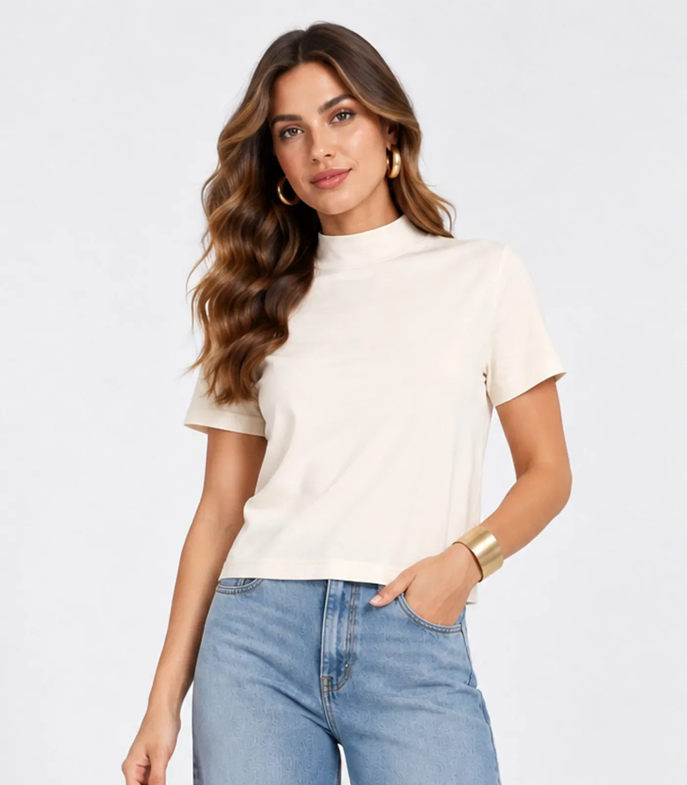 Blusa Feminina Gola Chaminé Infinita Cor Bege