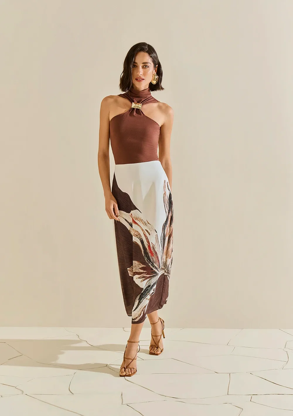 Saia Morena Rosa Evasê Alta Midi Off White — imagem 1
