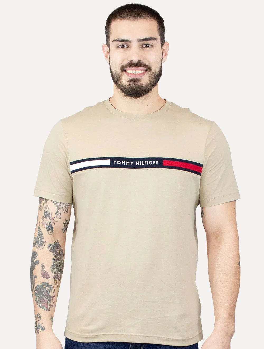 Camiseta Tommy Hilfiger Masculina Chest Insert Logo Cáqui Claro — imagem 1