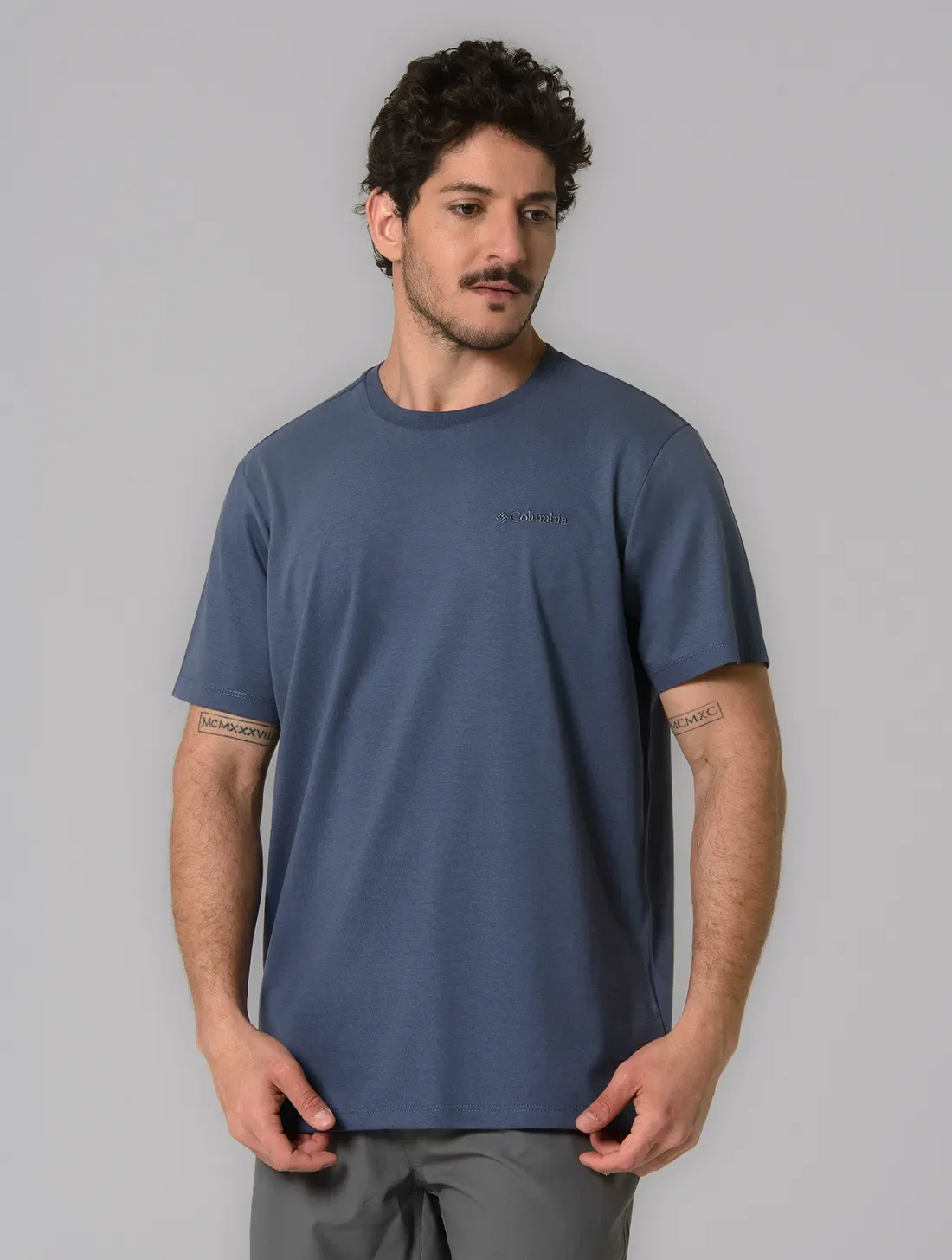 Camiseta Columbia Masculina Basica Bordado