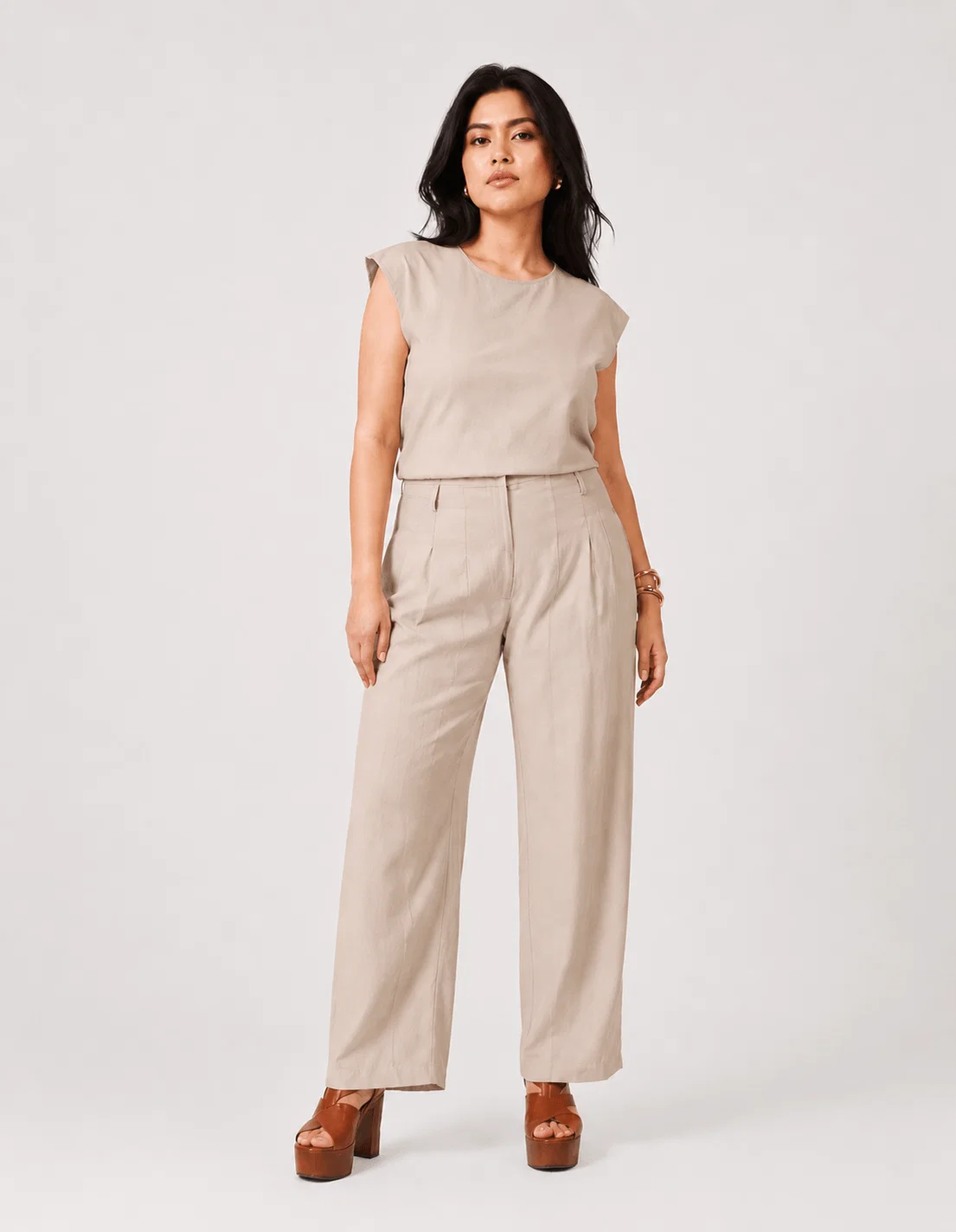 Calça Cenoura Alfaiataria Pences - Bege