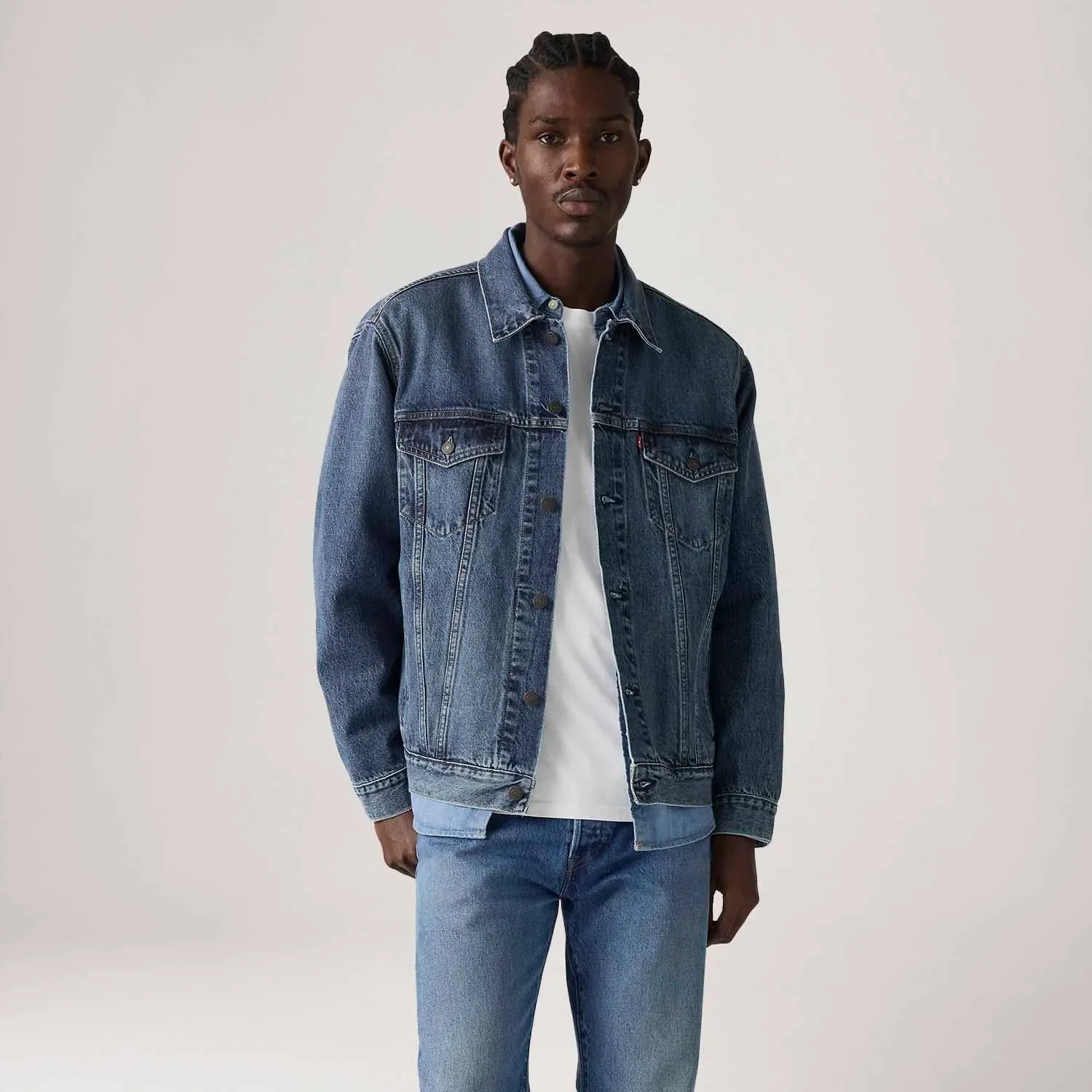 Jaqueta Jeans Levi's® Trucker Relaxed Lavagem Média — imagem 1