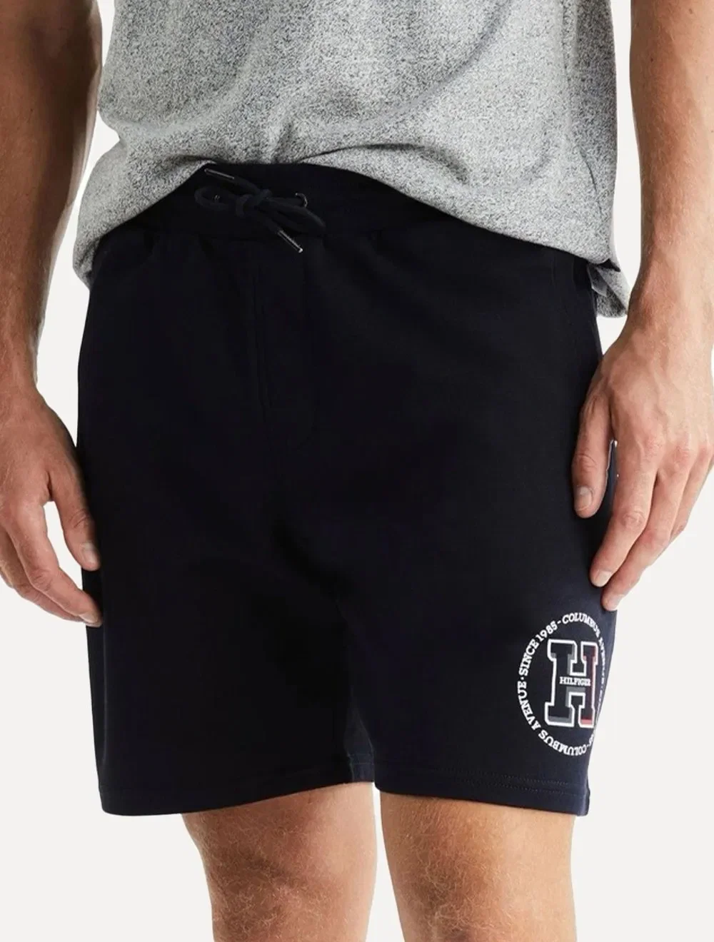 Bermuda Tommy Hilfiger Moletom Masculina H Roundel Logo Columbus Azul Marinho