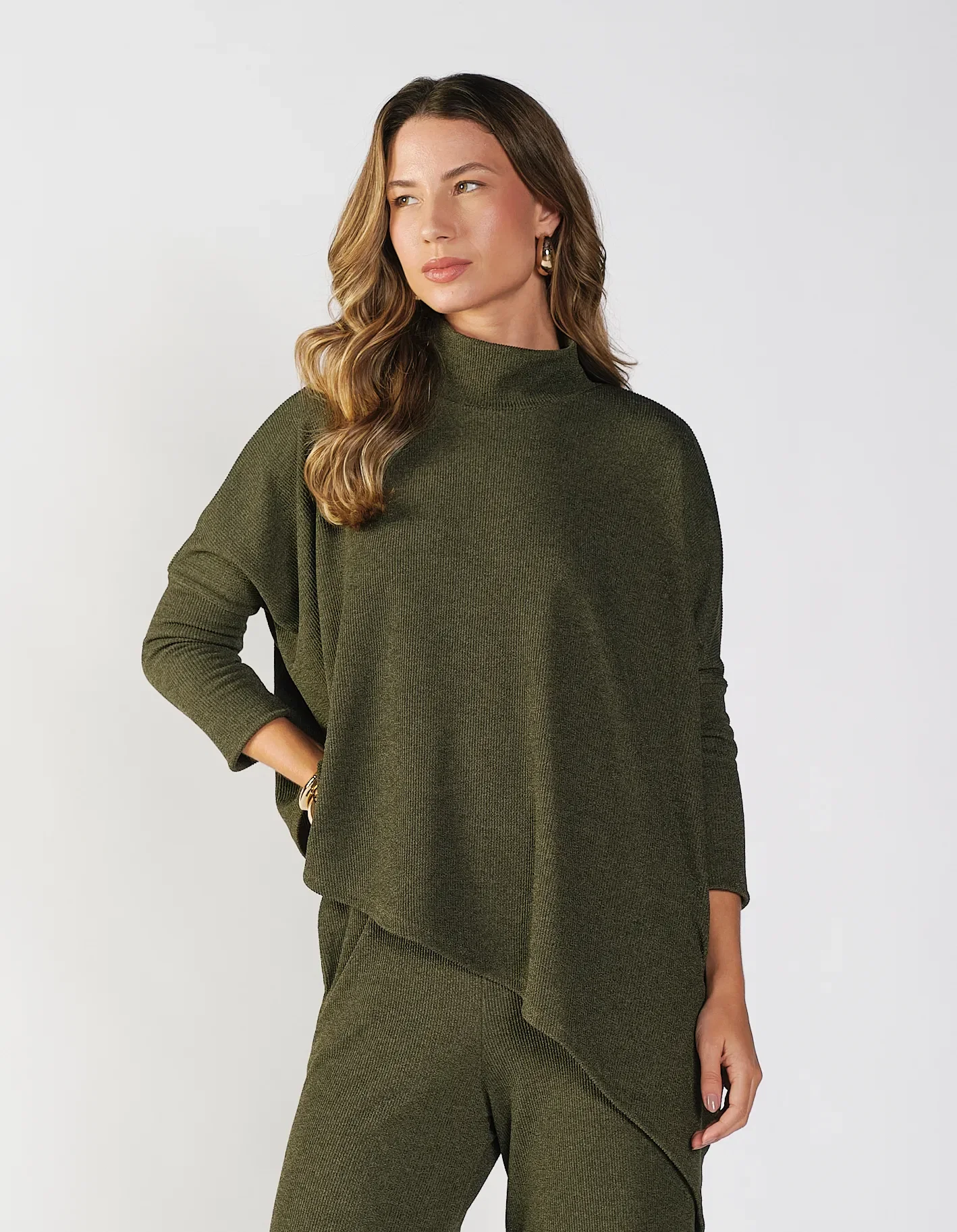 Blusa Tricot Manga Longa Gola Alta - Verde — imagem 1