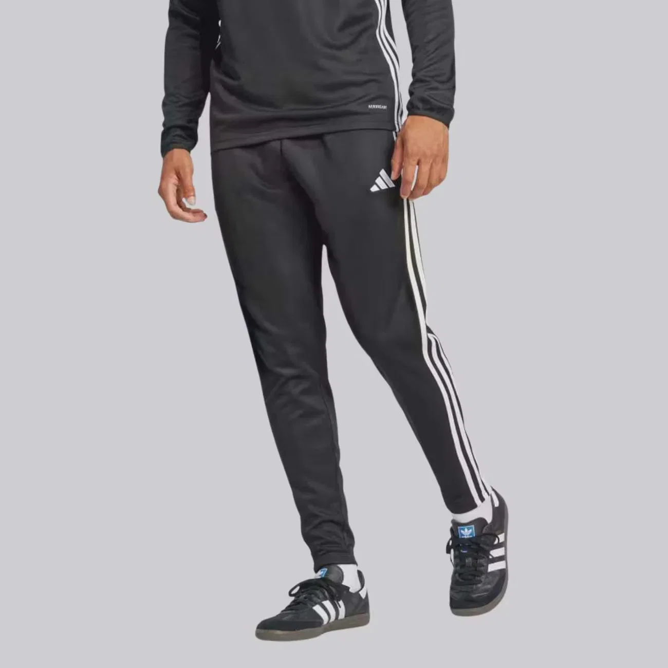 Calça Adidas Tiro Essentials - Masculina