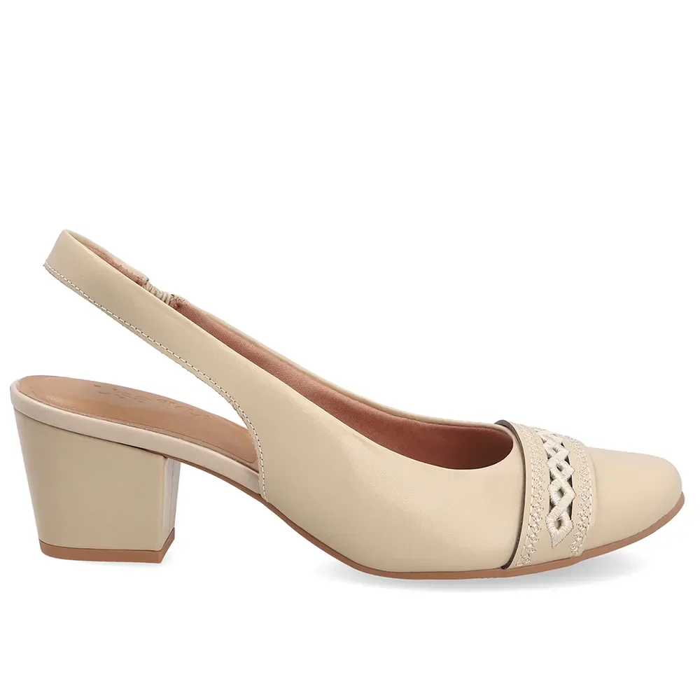 Slingback Em Couro Bege Com Salto Bloco E Detalhe Bordado — imagem 1