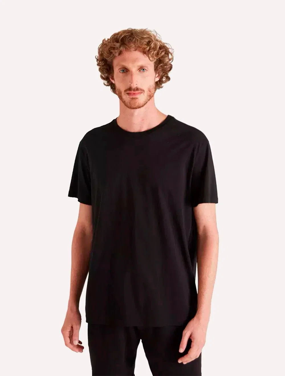 Camiseta Reserva Masculina Regular Pima Cores Preta — imagem 1