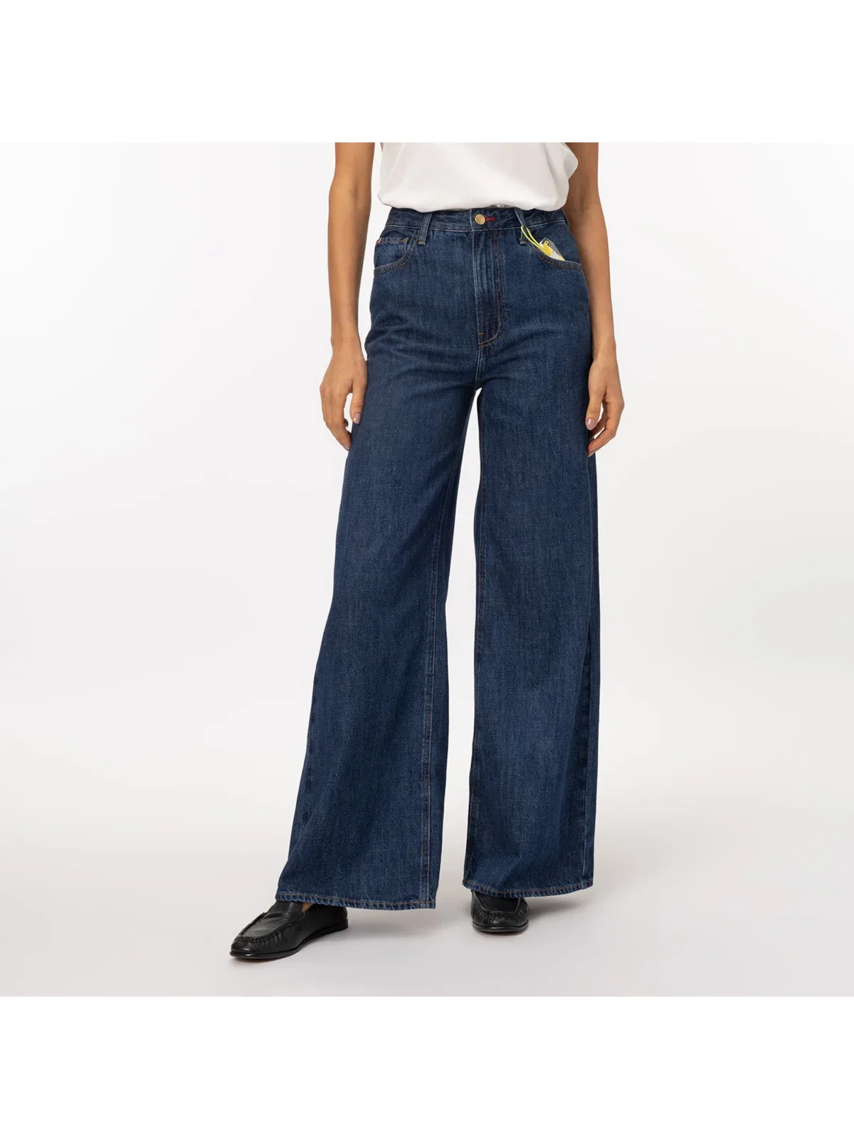 Calça Jeans de Cintura Alta e Perna Larga — imagem 1