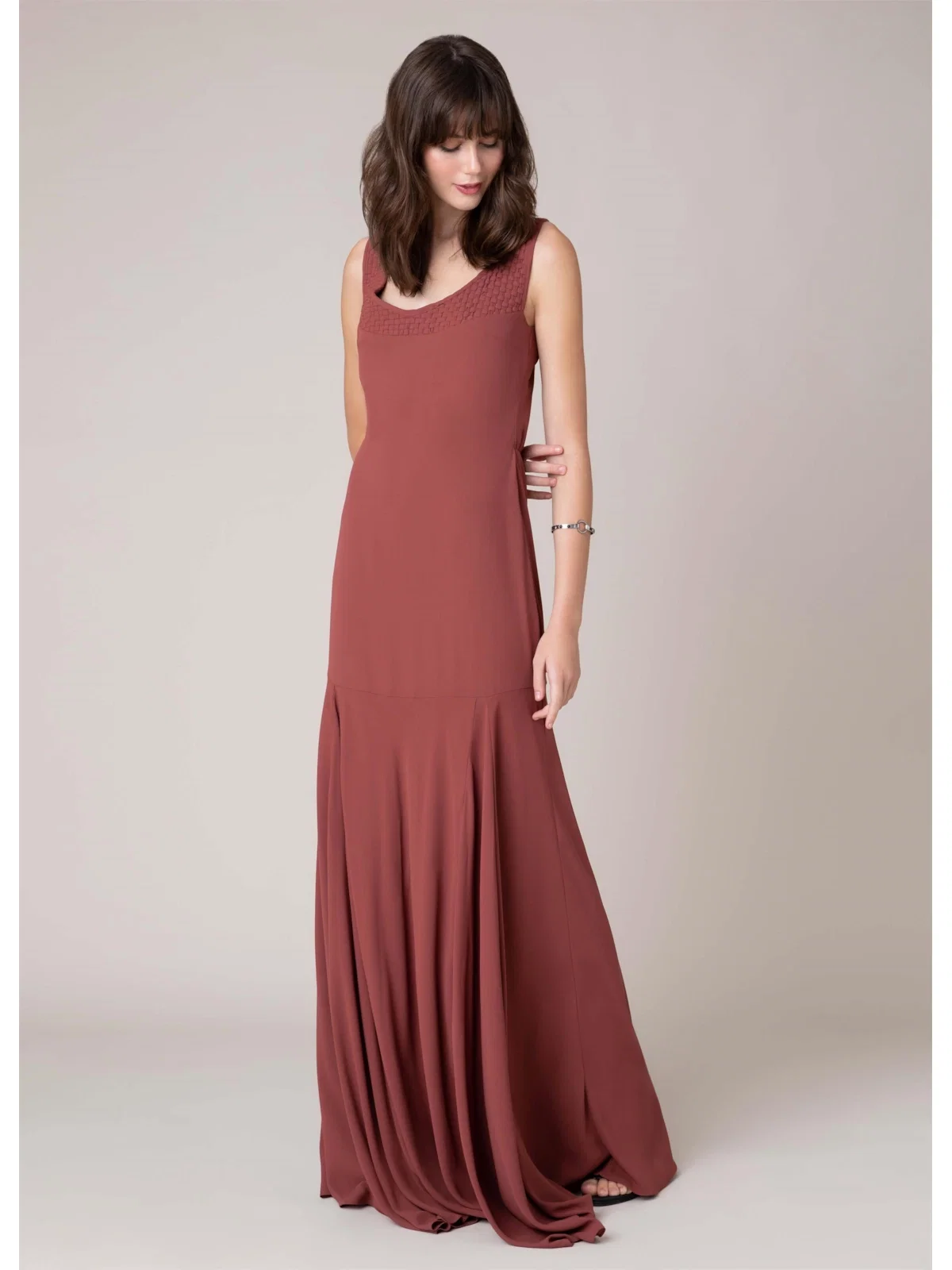 Vestido Longo Detalhe Trancado Charuto — imagem 1