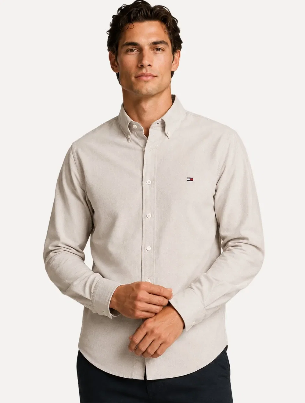 Camisa Tommy Hilfiger Masculina Regular Core Oxford Cáqui — imagem 1
