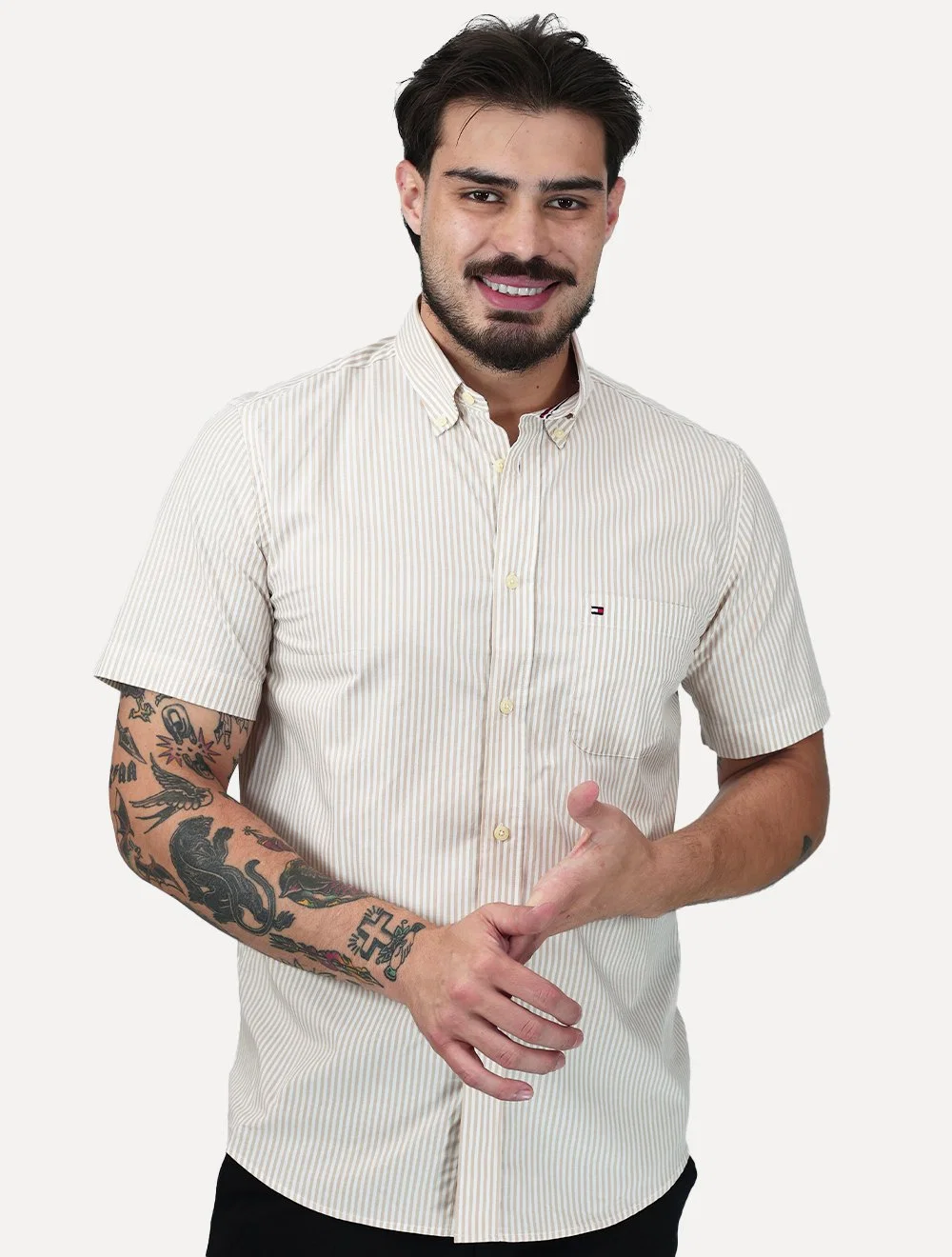 Camisa Tommy Hilfiger Masculina Manga Curta Regular Listrada Oxford Cáqui