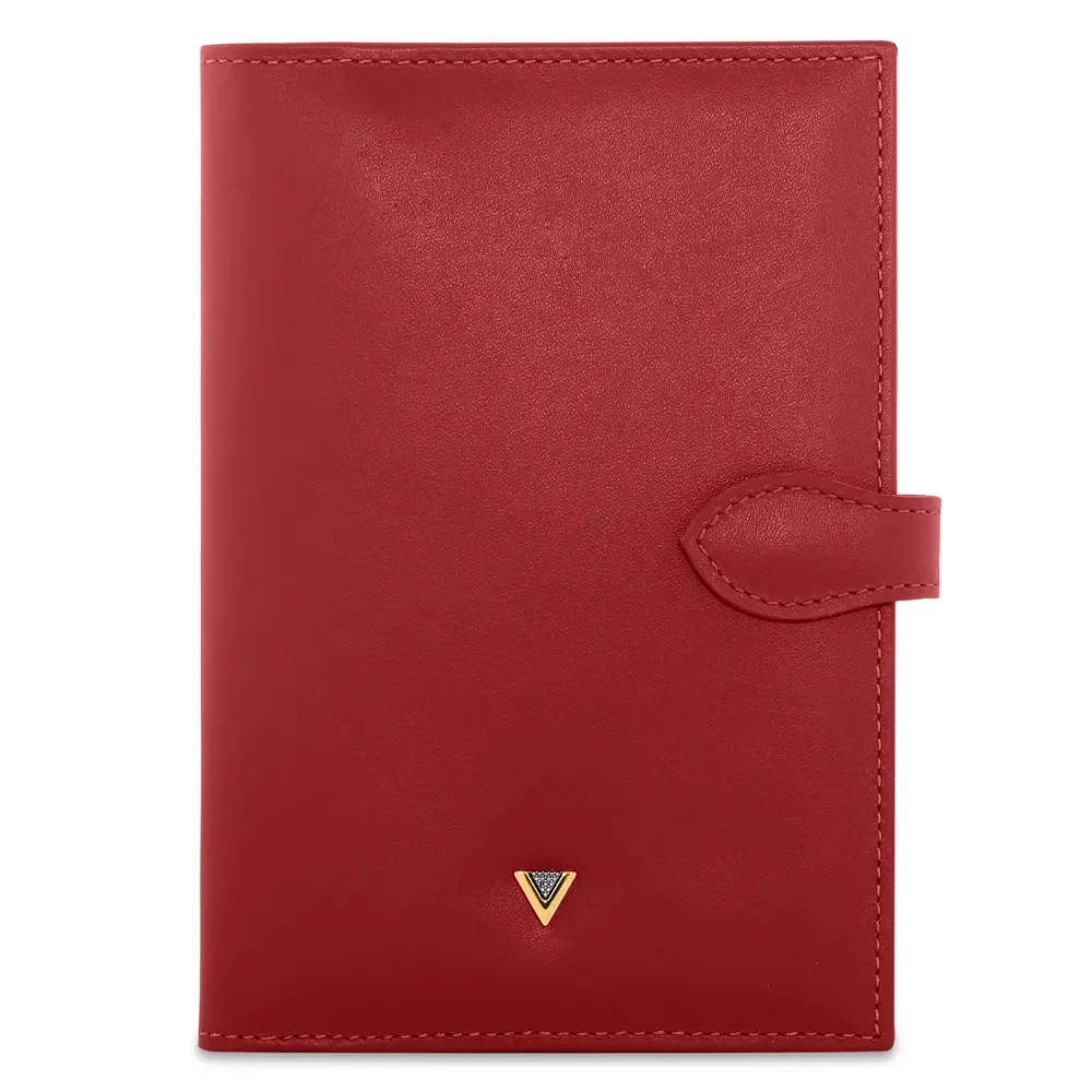 Porta Passaporte Vivara com Lapela em Couro Vermelho Cereja — imagem 1