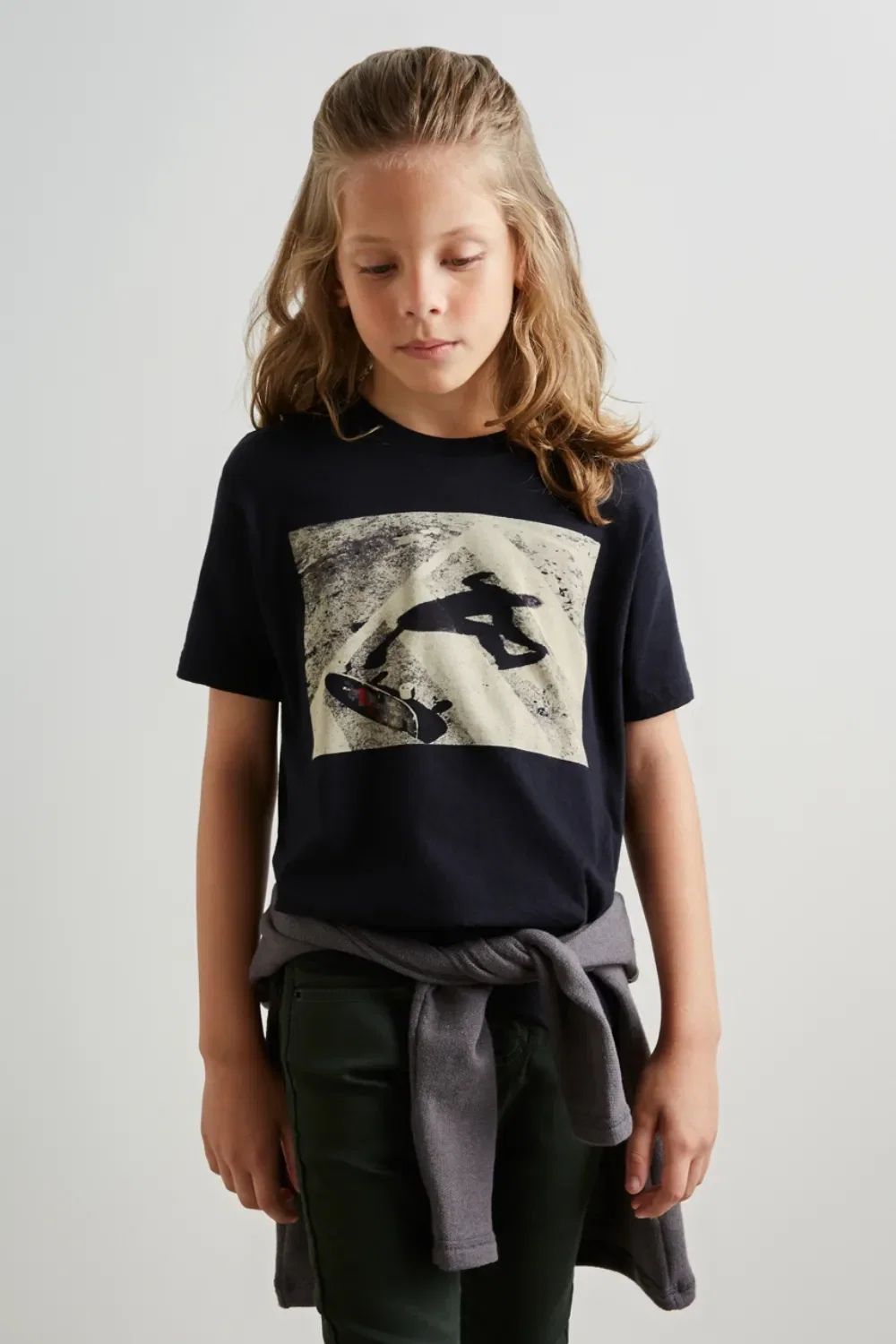 Camiseta RESERVA MINI Estampada SK8 Shadow