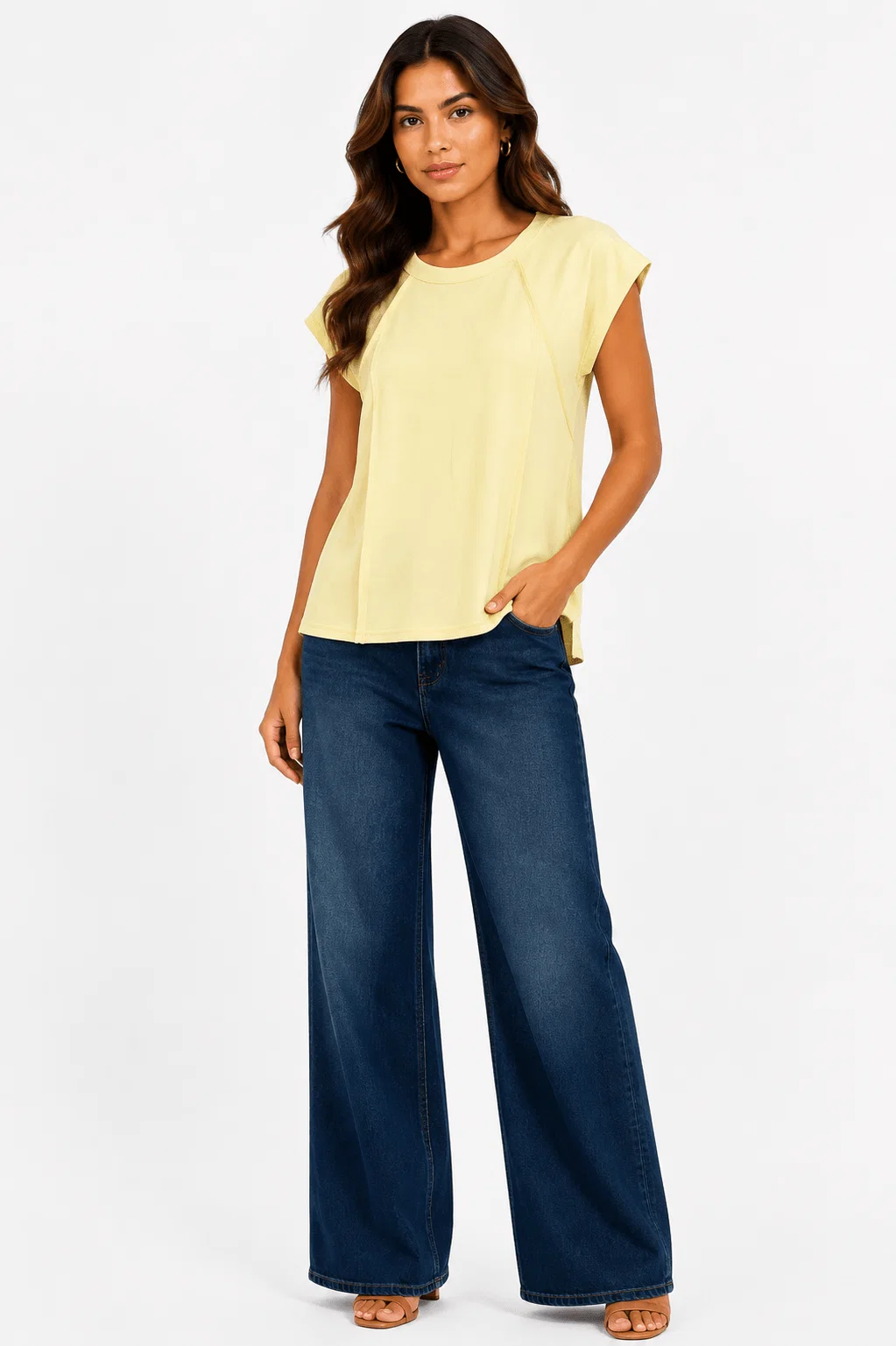 Blusa Manga Japonesa Detalhe Recortes - Amarelo