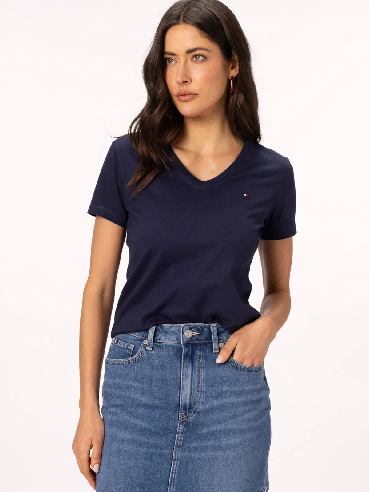 Camiseta TOMMY HILFIGER Clássica Gola V — imagem 1