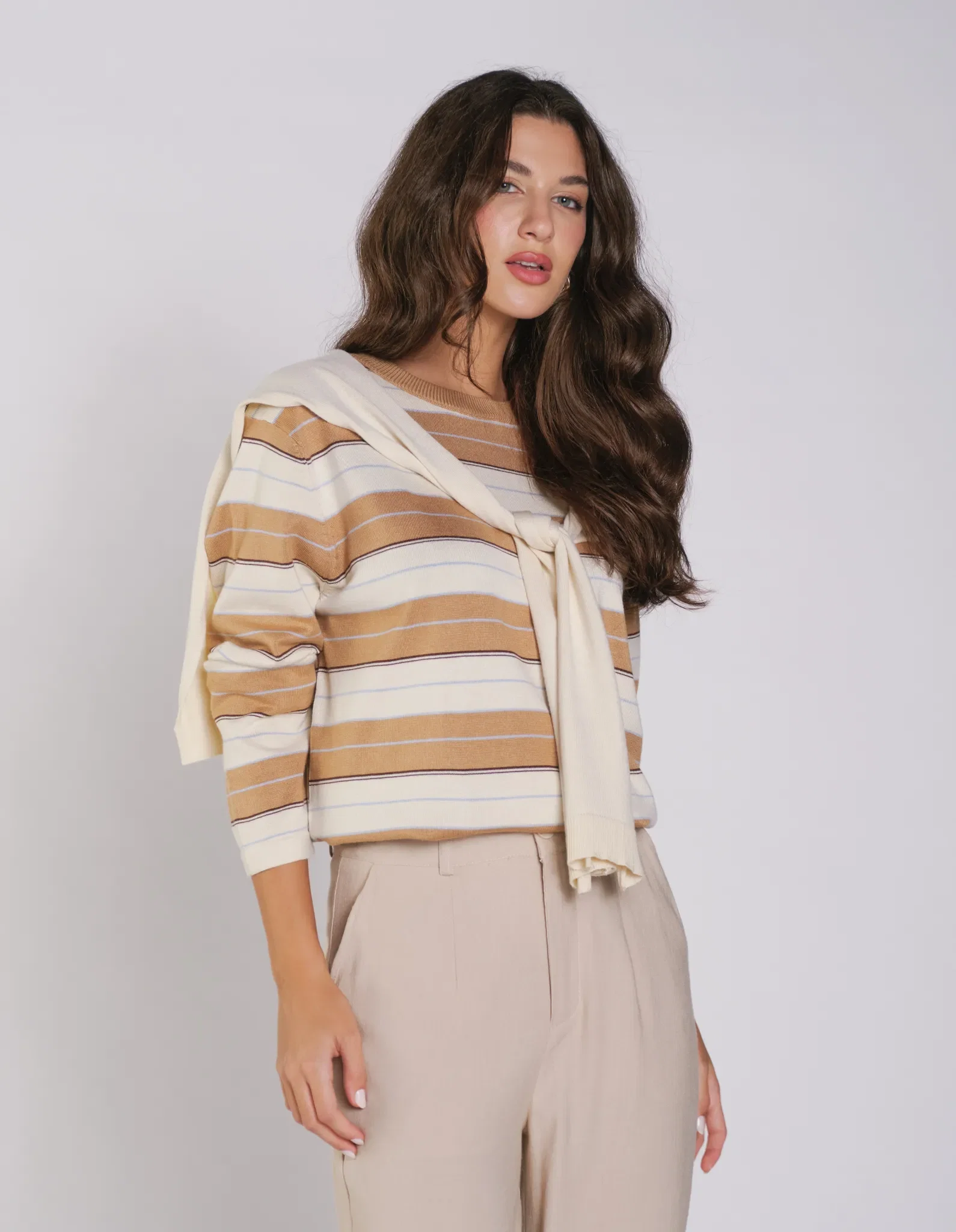 Blusa Manga Longa Listrada Bicolor - Bege C/ Off White — imagem 1