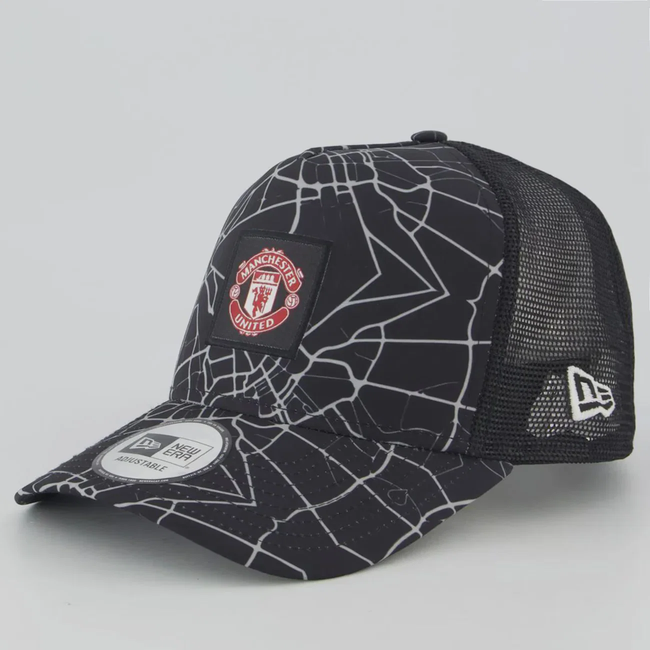 Boné New Era Manchester United Trucker 940