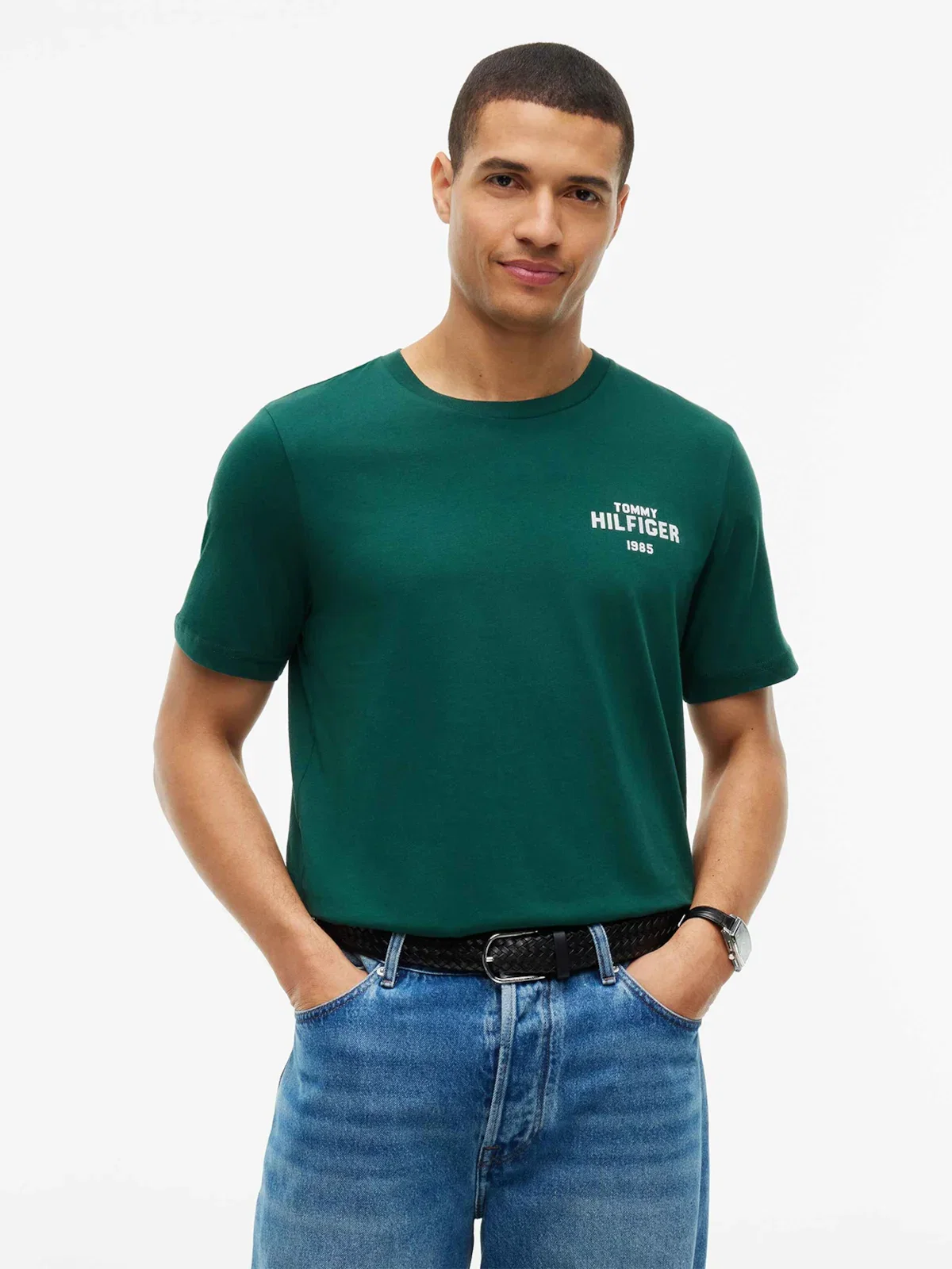 Camiseta com Estampa "1985" e Gola C — imagem 1