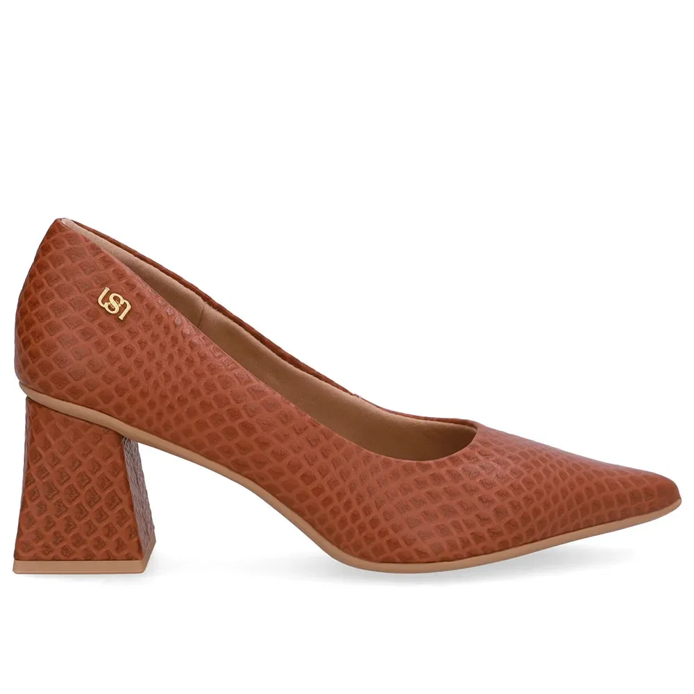 Scarpin Marrom Bico Fino Couro — imagem 1