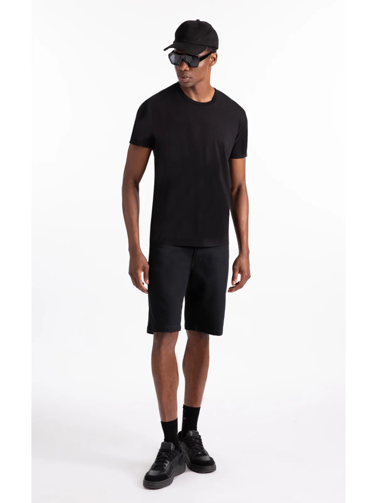Bermuda First Black Long 5 Pockets Lav. 35- Amaciado