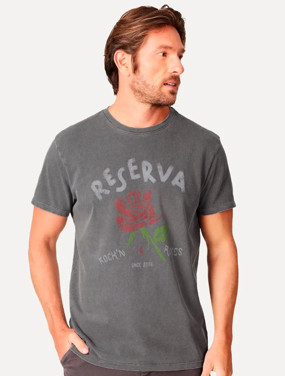 Camiseta Reserva Masculina Rock'N Roses Stoned Chumbo