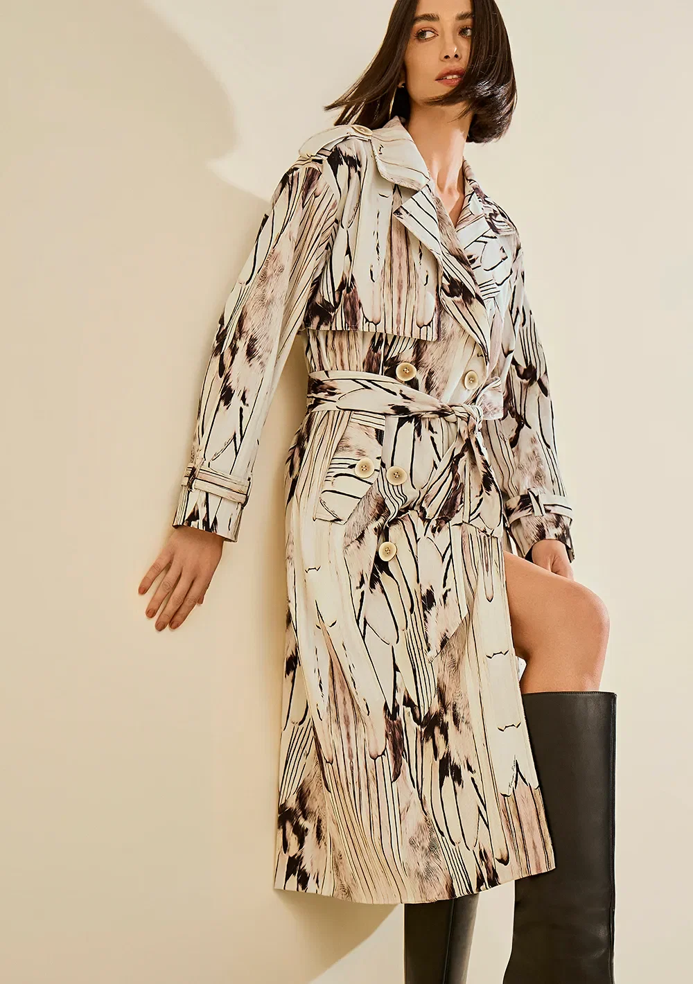 Casaco Morena Rosa Solto Manga Longa Alongado Off White / Marrom — imagem 1