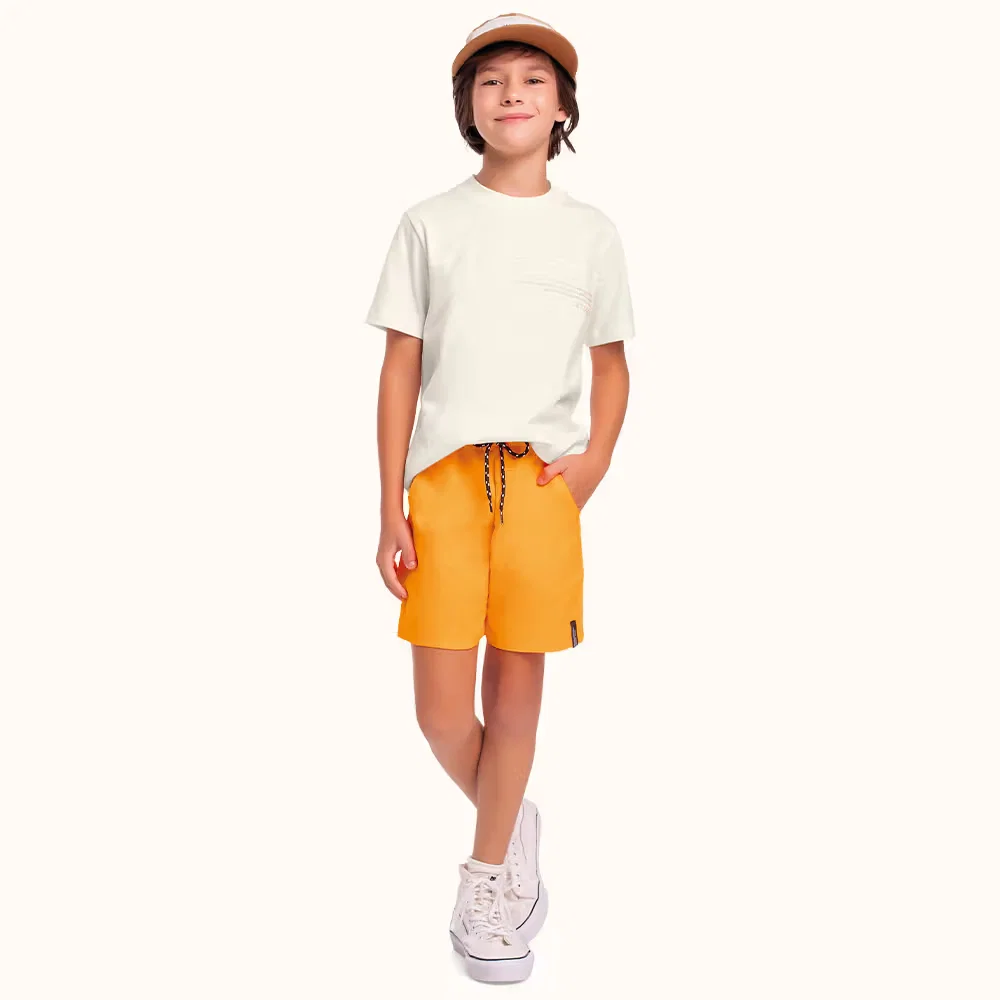 Conjunto camiseta em meia malha e bermuda em microfibra com recorte — imagem 1