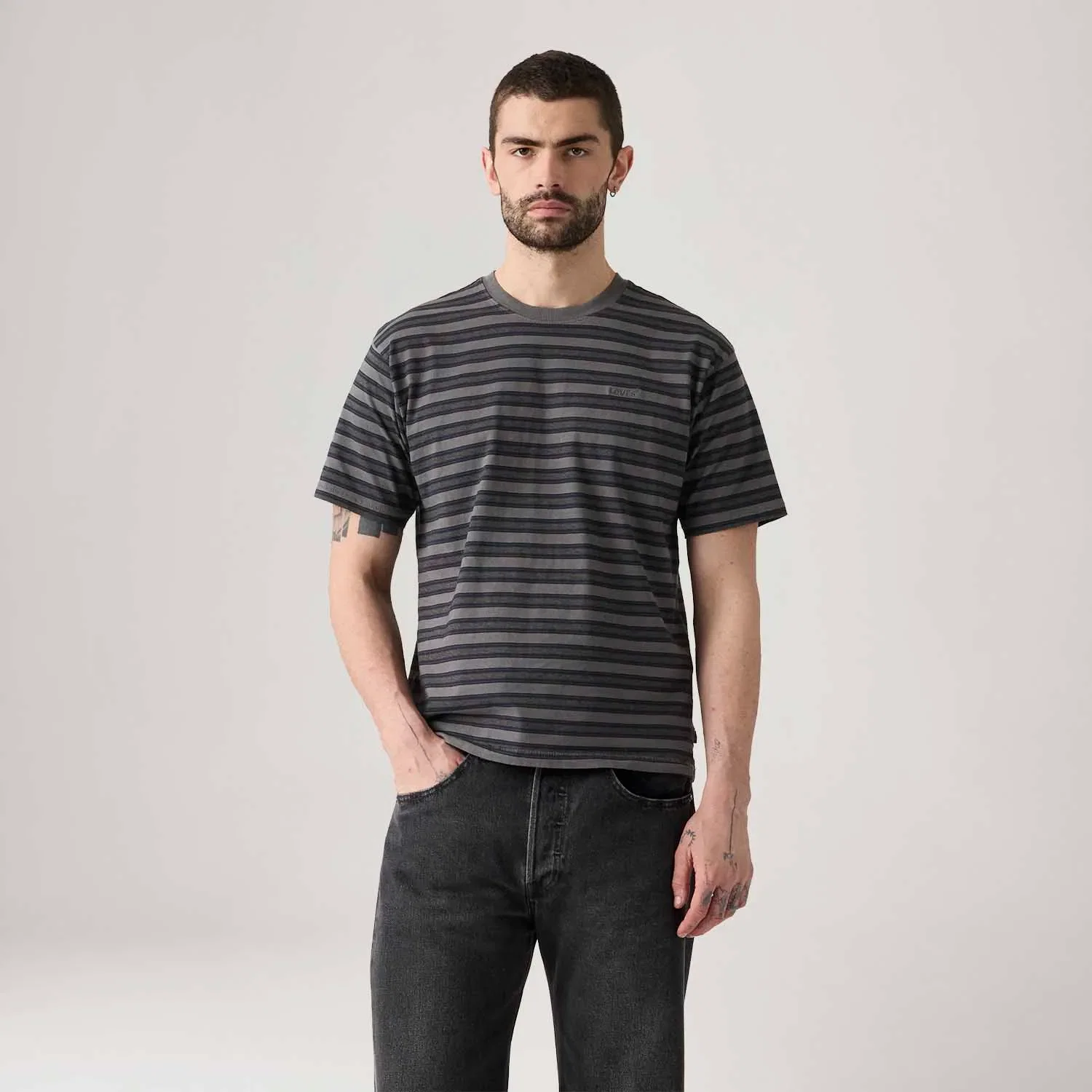 Camiseta Levi's® Red Tab Vintage Cinza — imagem 1