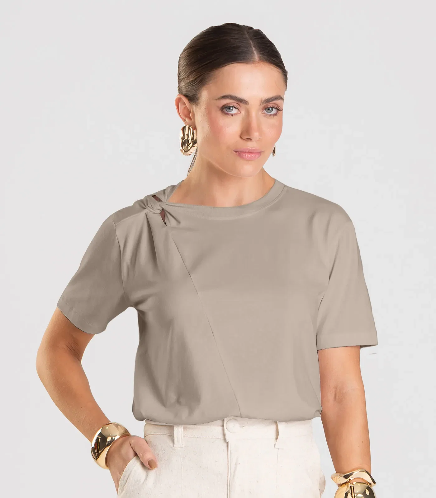 Blusa Feminina Com Detalhe em Nó Dianna Marrom