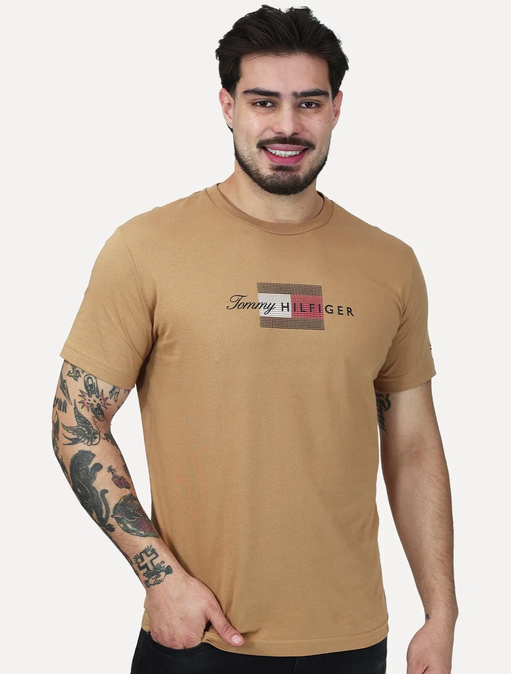 Camiseta Tommy Hilfiger Masculina Brand Love Big Graphic Cáqui Médio
