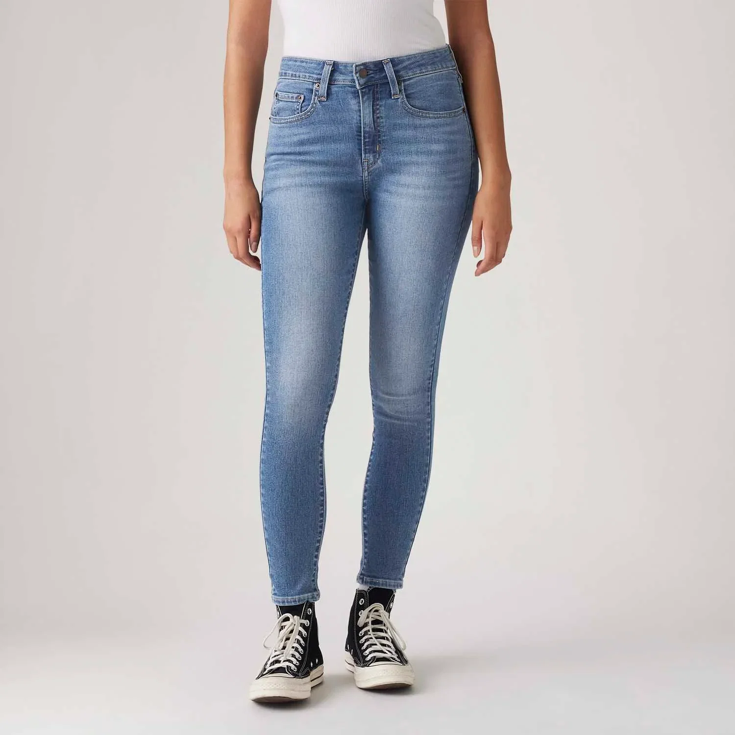 Calça Jeans Levi's® 721® High Rise Skinny Lavagem Média — imagem 1