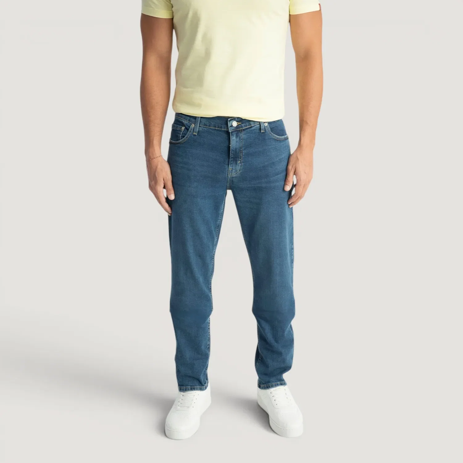 Calça Jeans Levi's® 505® Regular Lavagem Média — imagem 1