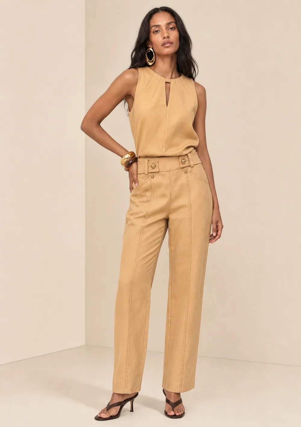 Calça Cenoura Orla Bege