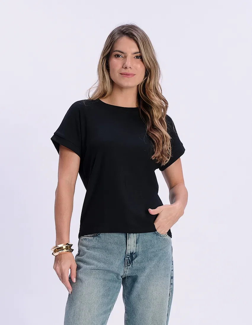 Blusa Ampla Decote Redondo - Preto — imagem 1
