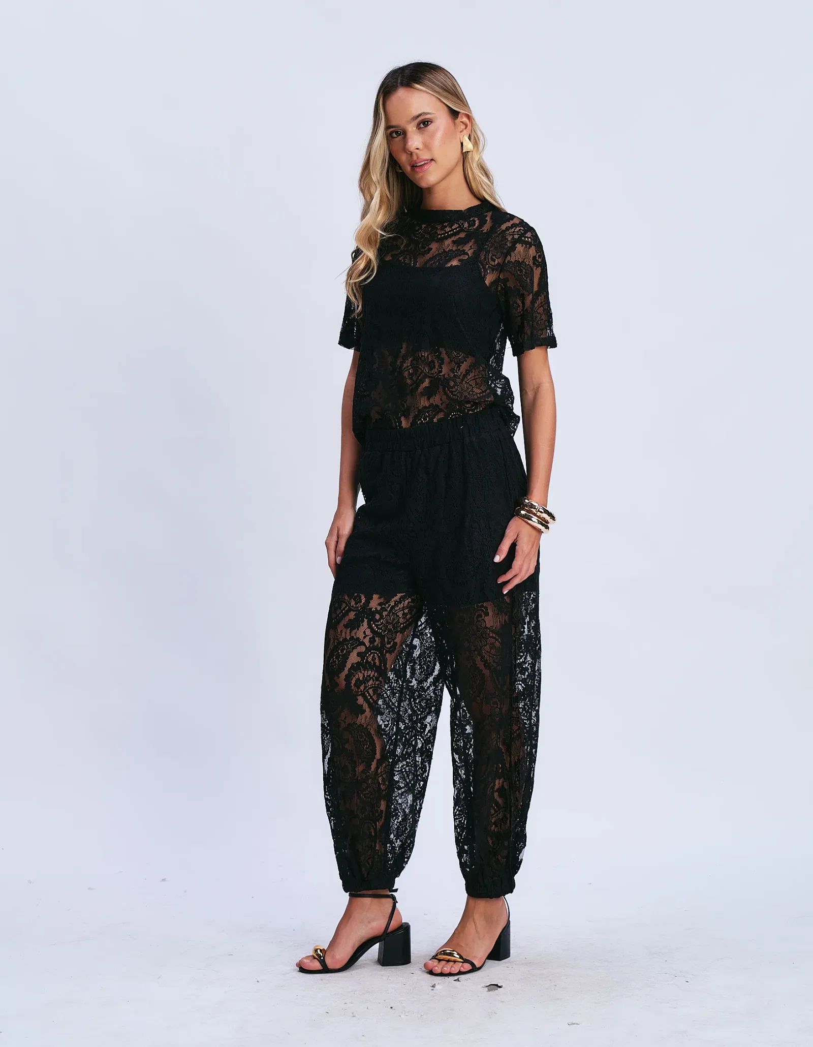 Calça Jogger Renda Arabesco - Preto