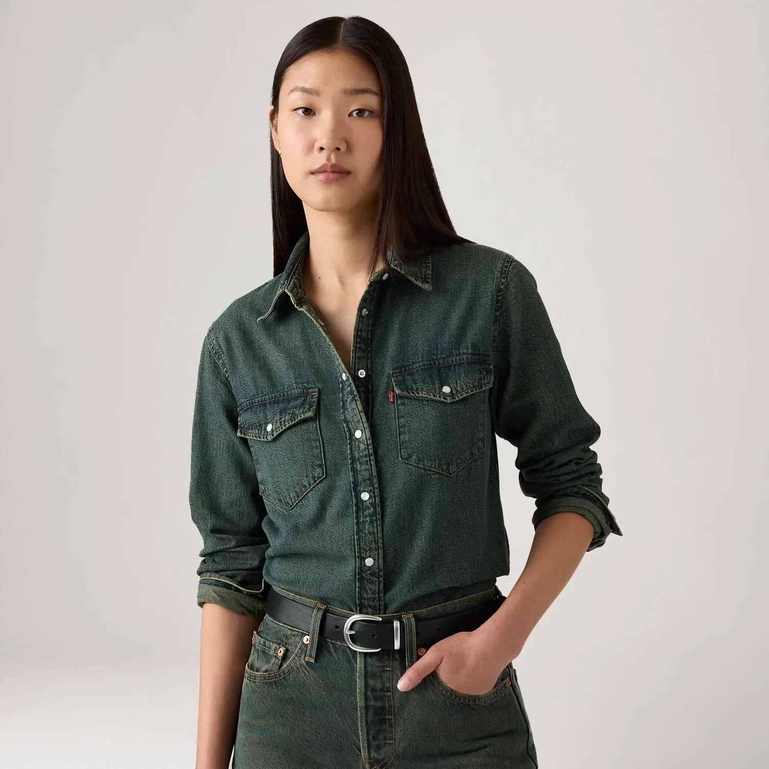 Camisa Jeans Levi's® Iconic Western Lavagem Escura — imagem 1