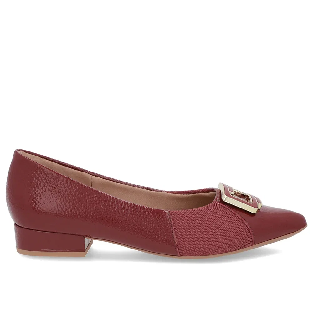 Scarpin Vermelho Verniz Bico Fino Enfeite — imagem 1