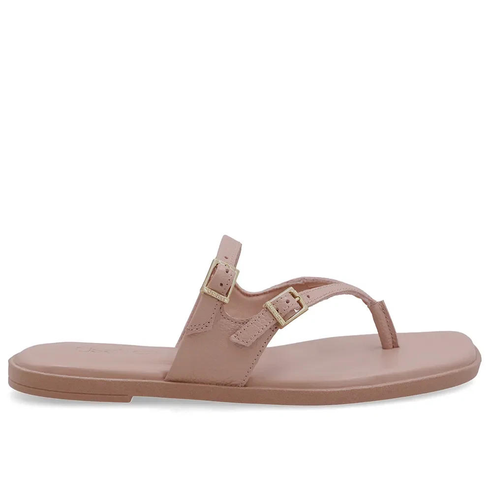 Chinelo Em Couro Bege Com Fivelas