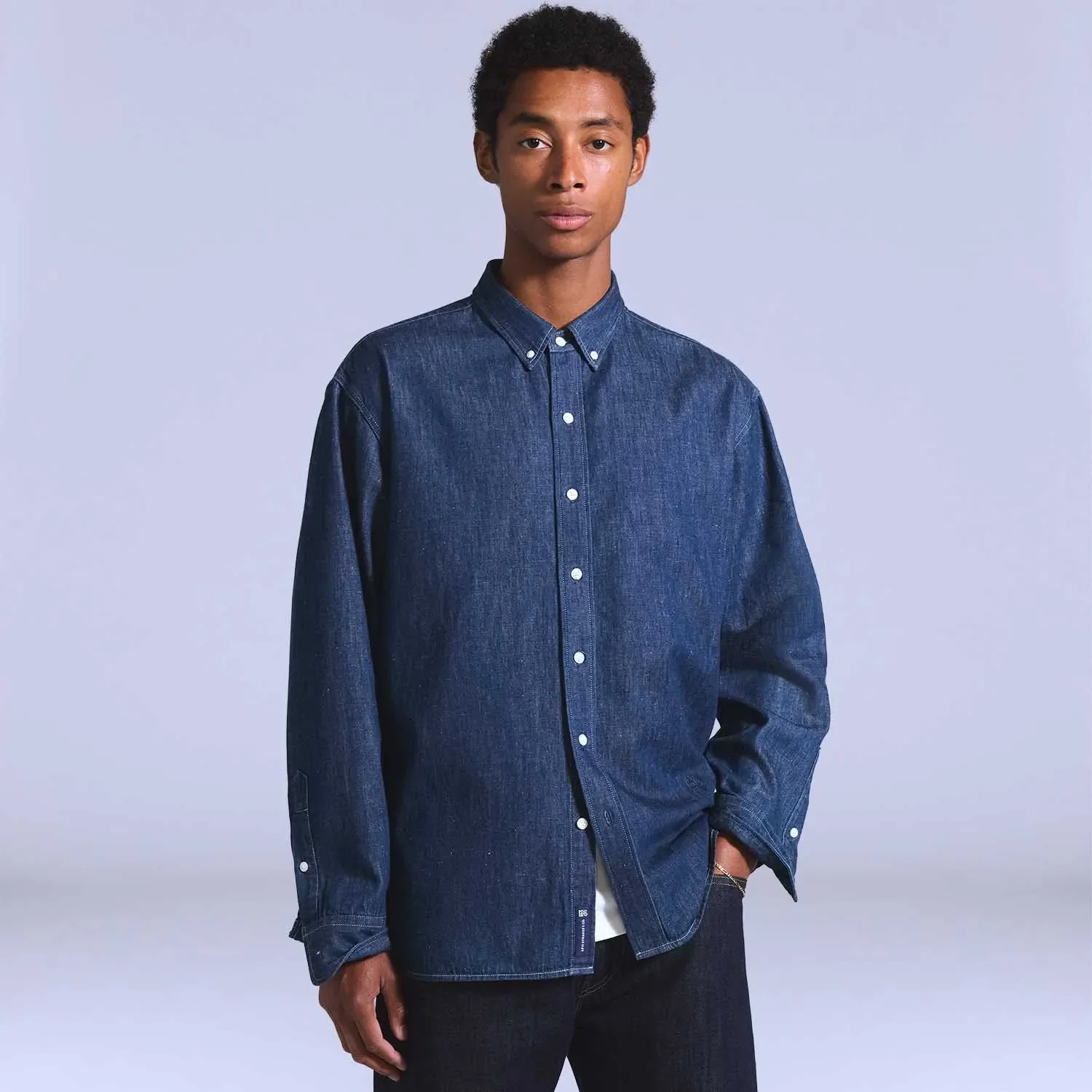 Camisa Jeans Levi's® Blue Tab Relaxed Button Down Lavagem Escura Manga Longa