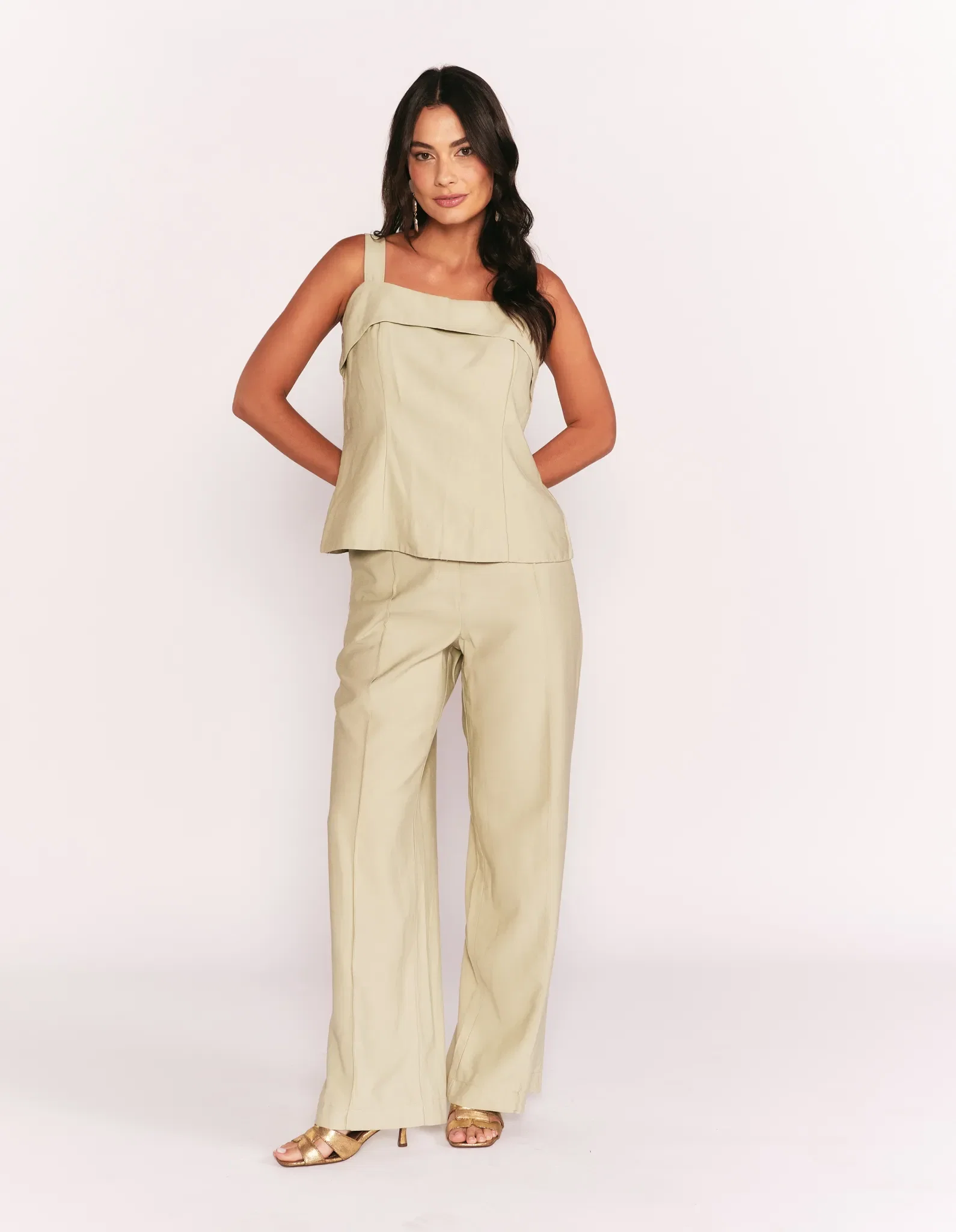 Calça Pantalona Alfaiataria Recorte - Verde — imagem 1