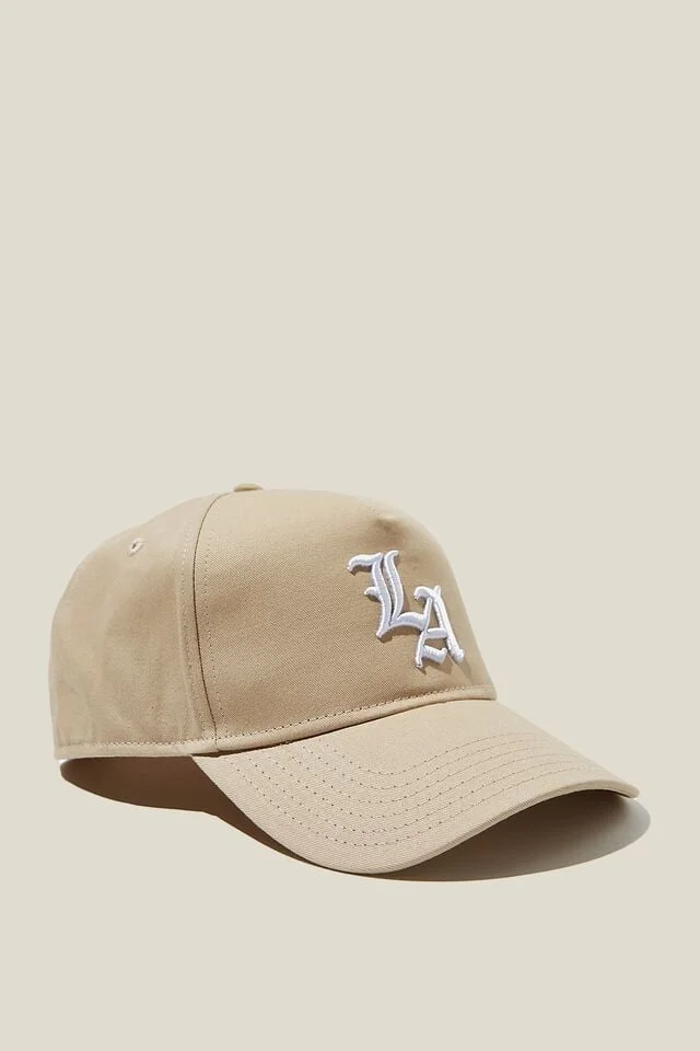 Curved Peak Snapback